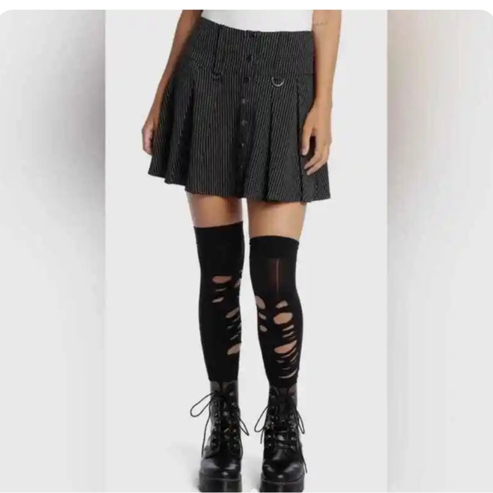 BNWT Medium Hot topic skirt